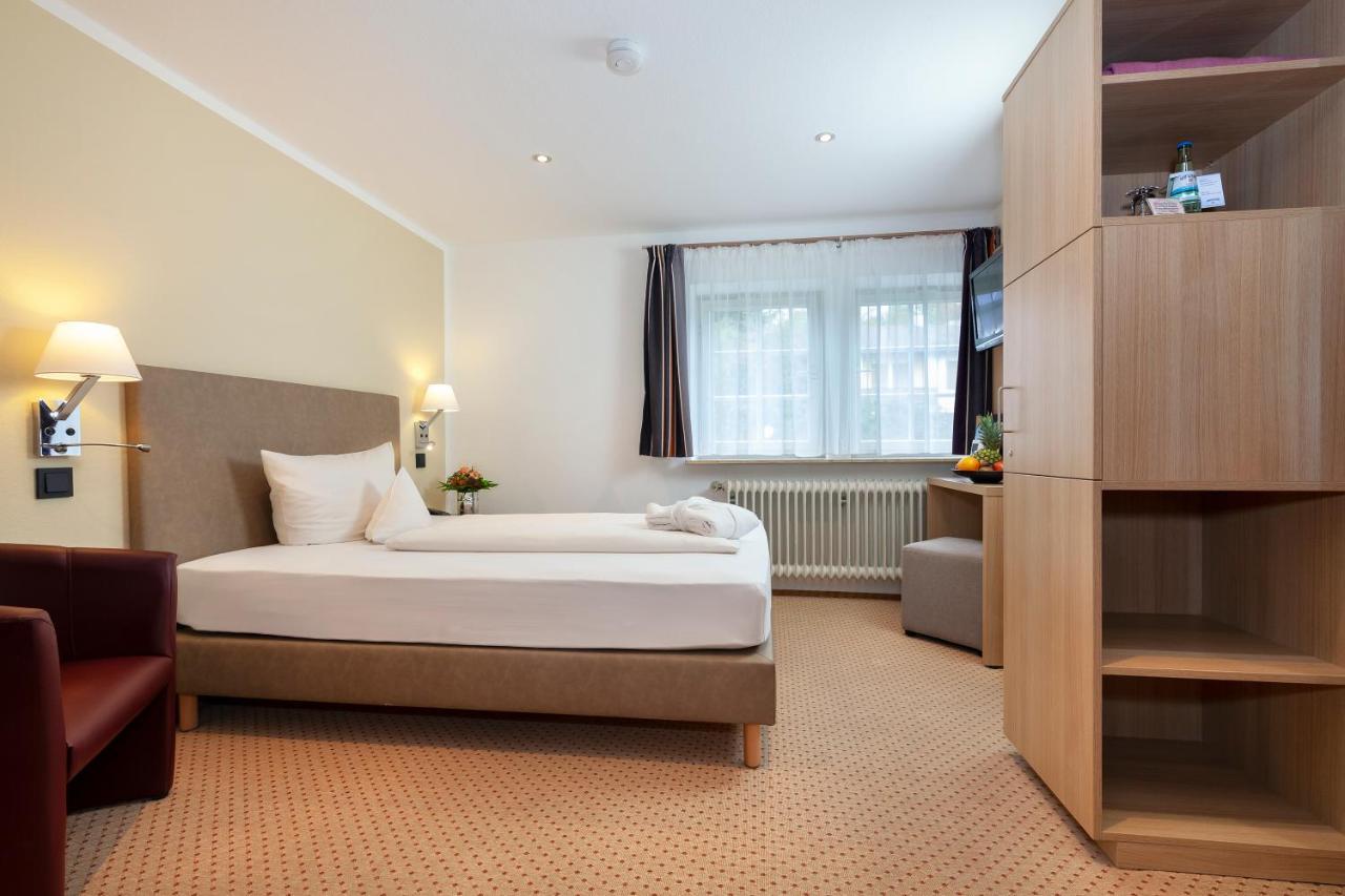 Romantik Hotel Johanniter-Kreuz Uberlingen Exterior foto